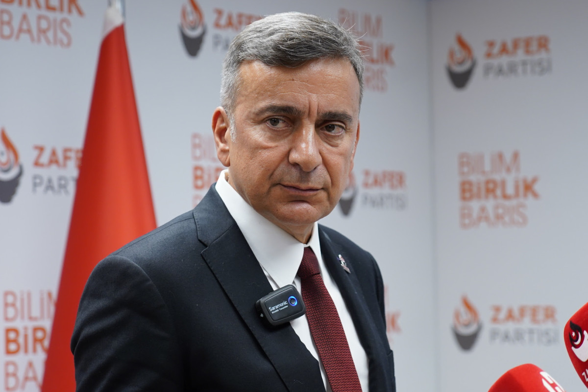 KARAMAHMUTOĞLU, 'ŞOVENİST BİR DÜŞMANLIKLA TÜRK MİLLETİNE SALDIRIYORLAR